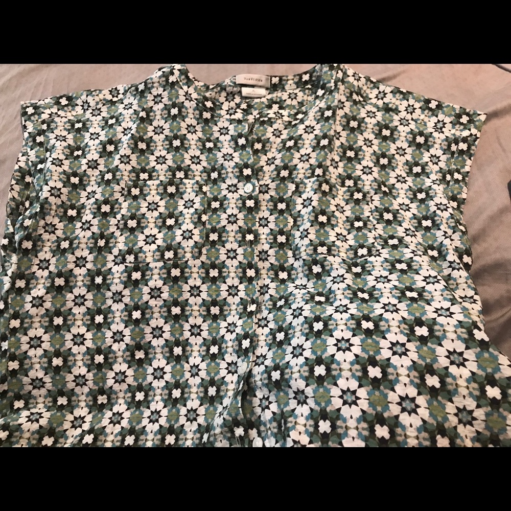 Blouse-Van Heusen